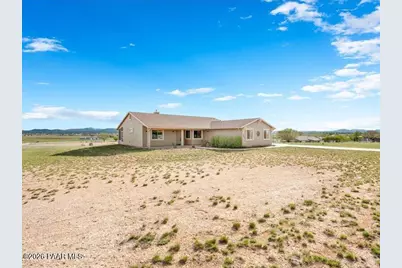 2415 W Sherry Drive, Paulden, AZ 86334 - Photo 5