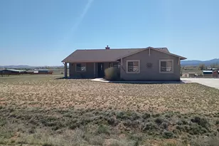 2415 W Sherry Dr, Paulden, AZ 86334 - Photo 1