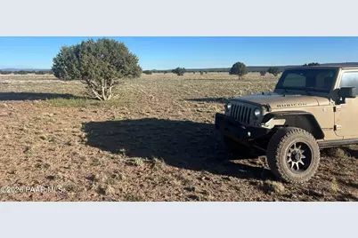 293 Arizona Rd Eastern Portion, Ash Fork, AZ 86320 - Photo 1