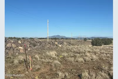 293 Arizona Rd Eastern Portion, Ash Fork, AZ 86320 - Photo 3