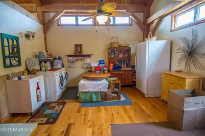 32957 W Bucks Road, Seligman, AZ 86337 - Photo 25