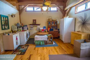 32957 W Bucks Rd, Seligman, AZ 86337 - Photo 25