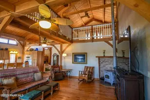 32957 W Bucks Rd, Seligman, AZ 86337 - Photo 7