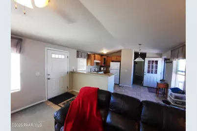 37500 W Bullet Road, Seligman, AZ 86337 - Photo 7