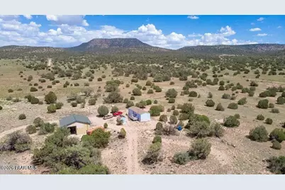 37500 W Bullet Road, Seligman, AZ 86337 - Photo 1