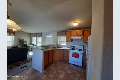 37500 W Bullet Road, Seligman, AZ 86337 - Photo 9