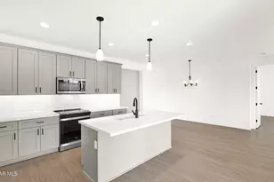 5047 N Kingsley Ct, Prescott Valley, AZ 86314 - Photo 9