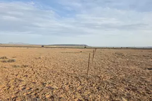 28203 W Fort Rock Rd, Seligman, AZ 86337 - Photo 1