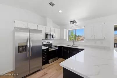 7300 E Grandview Drive, Prescott Valley, AZ 86314 - Photo 3