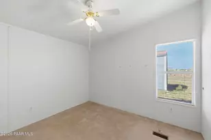 805 W Eleanor Rd, Paulden, AZ 86334 - Photo 15