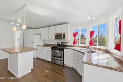 2923 N Kings Highway East, Prescott Valley, AZ 86314 - Photo 11