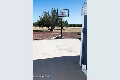 27585 W El Oro Drive, Seligman, AZ 86337 - Photo 45