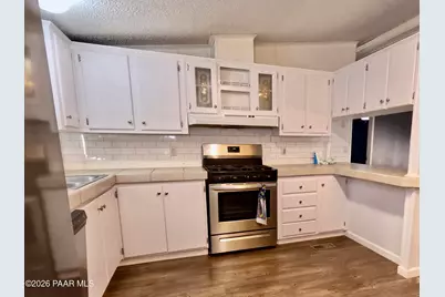 27585 W El Oro Drive, Seligman, AZ 86337 - Photo 9
