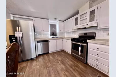 27585 W El Oro Drive, Seligman, AZ 86337 - Photo 7