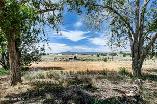 7610 N Lawrence Ln, Prescott Valley, AZ 86315 - Photo 37