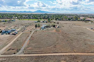 7610 N Lawrence Ln, Prescott Valley, AZ 86315 - Photo 43