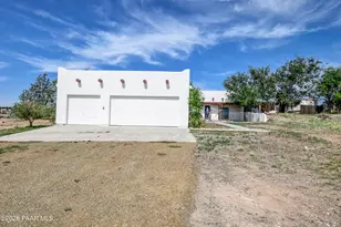 7610 N Lawrence Ln, Prescott Valley, AZ 86315 - Photo 15