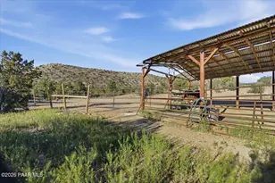 450 W Mystic Mesa Dr, Paulden, AZ 86334 - Photo 21