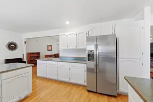 4868 N Towago Cir, Prescott Valley, AZ 86314 - Photo 9