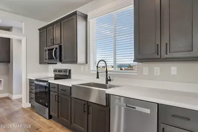 576 N Sioux Drive, Chino Valley, AZ 86323 - Photo 9