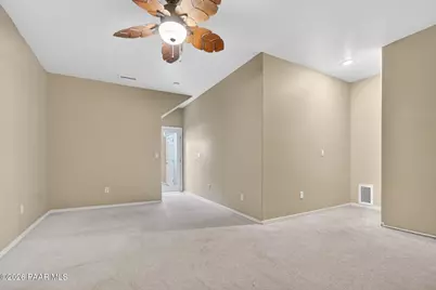 969 N Fairway Drive, Dewey-Humboldt, AZ 86327 - Photo 17