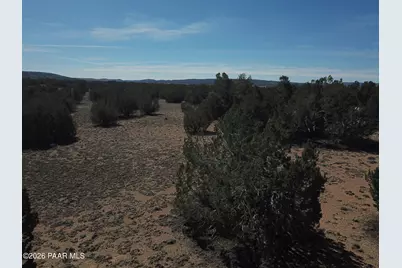 25935 W Fort Rock Road, Seligman, AZ 86337 - Photo 9