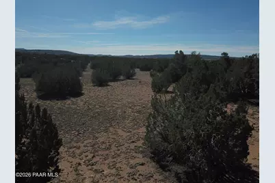 25935 W Fort Rock Road, Seligman, AZ 86337 - Photo 7