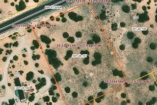 25935 W Fort Rock Rd, Seligman, AZ 86337 - Photo 1