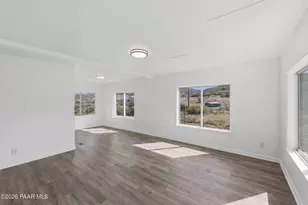 14560 E Wagon Wheel Dr, Dewey-Humboldt, AZ 86327 - Photo 7