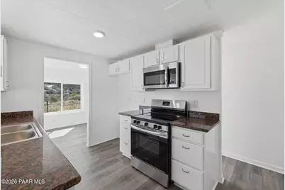 14560 E Wagon Wheel Drive, Dewey-Humboldt, AZ 86327 - Photo 11