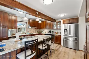 9665 E Catalina Dr, Prescott Valley, AZ 86314 - Photo 11