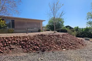 10075 E Dapple Grey Trail, Dewey-Humboldt, AZ 86327 - Photo 31