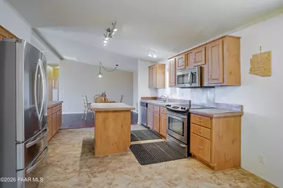 11800 E Henderson Road, Dewey-Humboldt, AZ 86327 - Photo 9