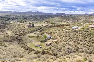 11800 E Henderson Rd, Dewey-Humboldt, AZ 86327 - Photo 47