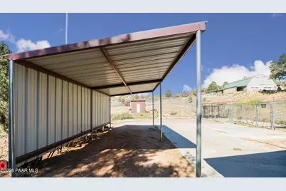 18059 S Country Club Drive, Peeples Valley, AZ 86332 - Photo 35