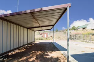 18059 S Country Clb Dr, Peeples Valley, AZ 86332 - Photo 35