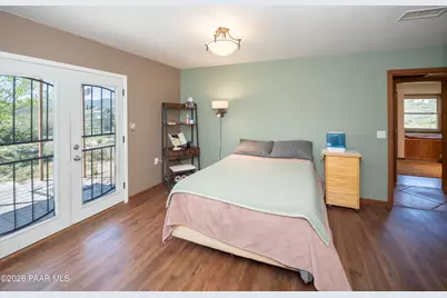 18059 S Country Club Drive, Peeples Valley, AZ 86332 - Photo 19