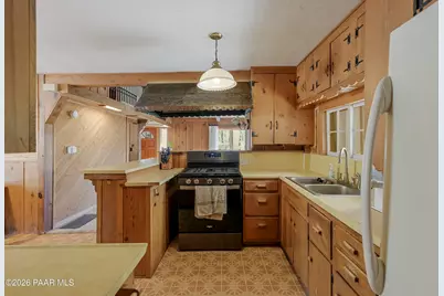 902 Hemlock Avenue, Prescott, AZ 86303 - Photo 11