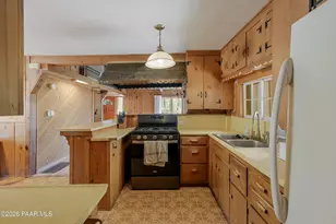 902 Hemlock Ave, Prescott, AZ 86303 - Photo 11