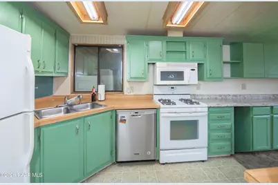 7750 E Thelma Drive, Prescott Valley, AZ 86314 - Photo 21