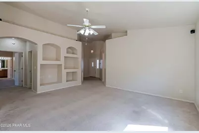 4520 N Reston Place, Prescott Valley, AZ 86314 - Photo 9