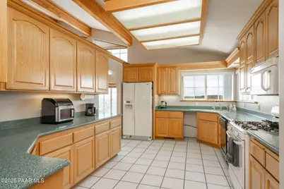 10676 Singletree Trail, Dewey-Humboldt, AZ 86327 - Photo 11