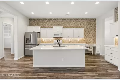 8650 N Wandering Creek Road, Prescott Valley, AZ 86315 - Photo 9