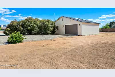 8869 E Volcano Drive, Prescott Valley, AZ 86314 - Photo 3