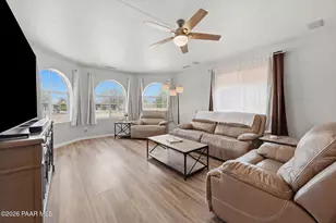 8869 E Volcano Dr, Prescott Valley, AZ 86314 - Photo 9