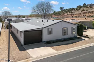 12085 E Peppertree Way, Dewey-Humboldt, AZ 86327 - Photo 31