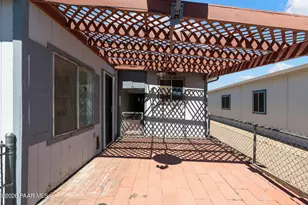 12085 E Peppertree Way, Dewey-Humboldt, AZ 86327 - Photo 29