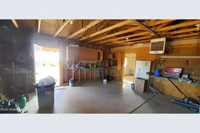 8910 S Highway 89, Wilhoit, AZ 86332 - Photo 41
