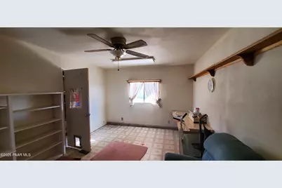 8910 S Highway 89, Wilhoit, AZ 86332 - Photo 29