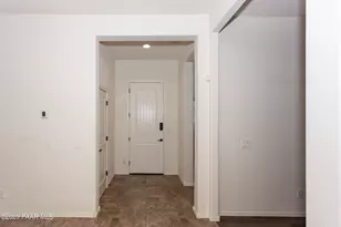 926 N Gomez St, Dewey-Humboldt, AZ 86327 - Photo 3